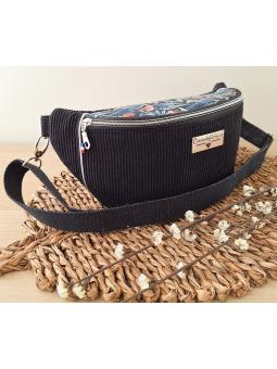 Sac banane velours bleu marine de coté